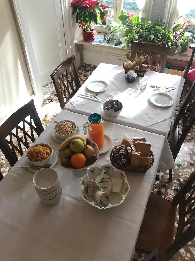 B&B A Le Boteghe Venedig 2*,